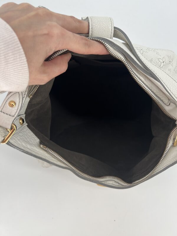 Louis Vuitton Mahina Shoulder Bag - Image 8